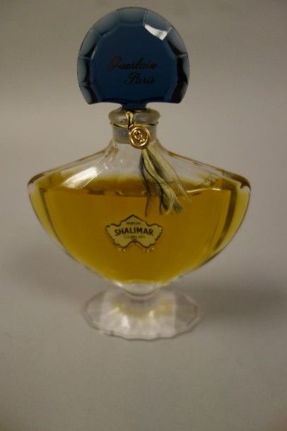 Guerlain
Shalimar.

Flacon de parfum factice.

H....