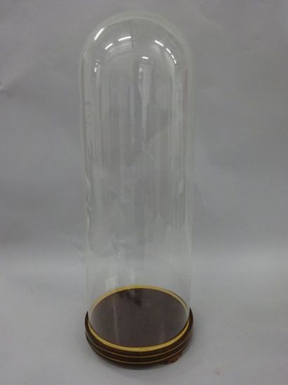 Haut globe pour vases, socle rond en bois....