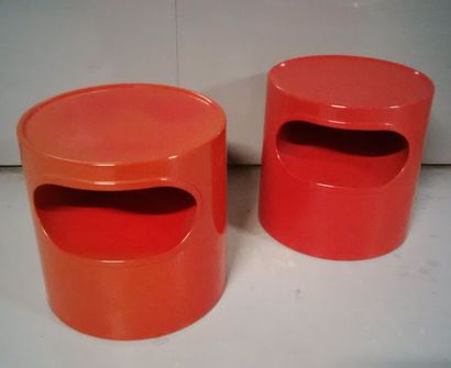 KARTELL
Paire de bouts de canapé en ABS rouge...