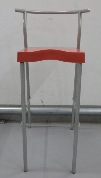 Philippe STARCK pour KARTELL 
Modèle HIGH...