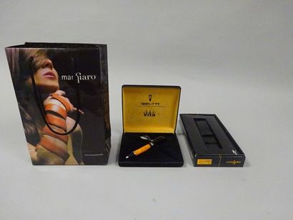 DELTA, Collection Dolce vita

Stylo bille...