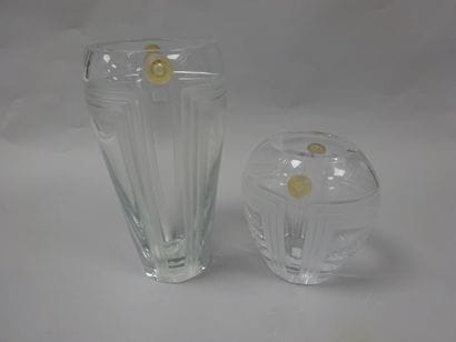 DAUM France
Ensemble de deux vases en cristal...