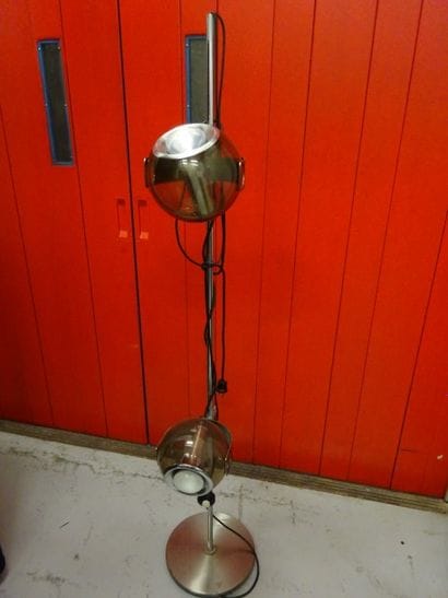 ROCHE BOBOIS
Lampadaire.

En métal et aluminium,...