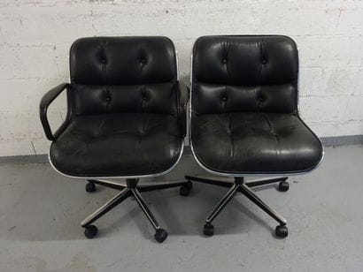 Charles POLLOCK
Suite de deux fauteuils de...