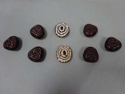 LINE VAUTRIN (1913-1997)


Lot de boutons...