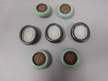 LINE VAUTRIN (1913-1997)
Lot de boutons en...