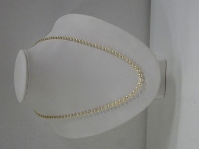 Collier de perles de culture en chute, fermoir...