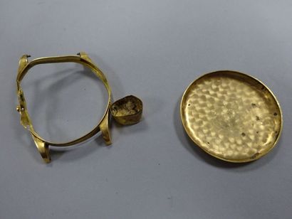 Lot de débris or (750) : boitier de montre...