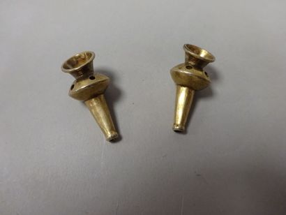Paire de cornets accoustiques en vermeil...