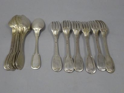 Lot argent (925) :

- six couverts de table...