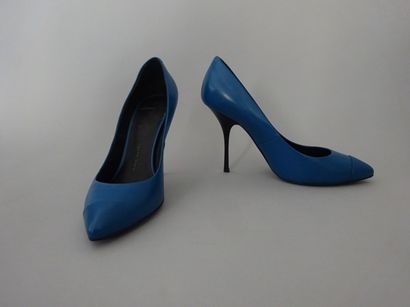 G. ZANOTTI DESIGN
Paire d'escarpins à talon...