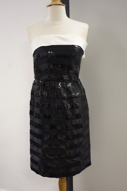 GIVENCHY Nouvelle Boutique
Ensemble robe...
