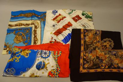 HERMES Paris
Carré en twill de soie imprimé,...