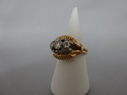 Bague dôme à motif de cordages en or jaune...