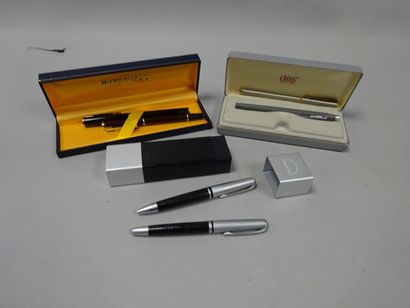 MAN, WATERMAN & CROSS
Lot de stylos à plume,...
