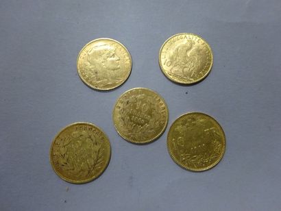 Lot de 5 pièces en or : 

- SUISSE, 

1 pièce...