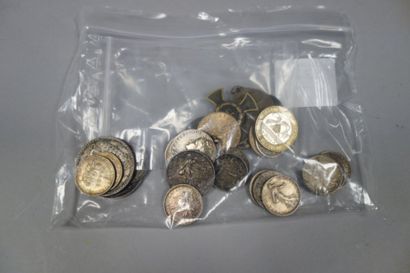 Lot de pièces en argent. 
Poids total: 141,1...