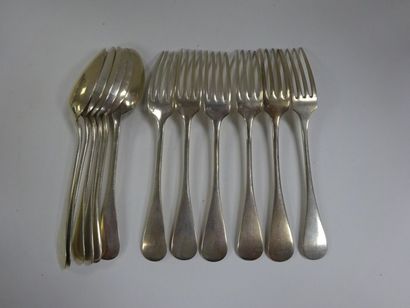 6 couverts en argent (925), 

Modèle uni...