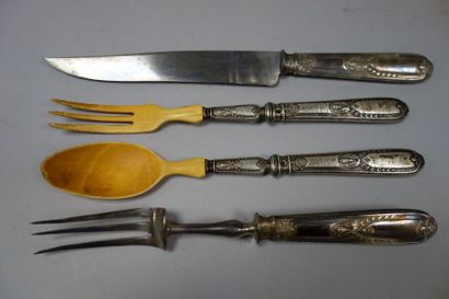 Ensemble de couverts de service à manches...