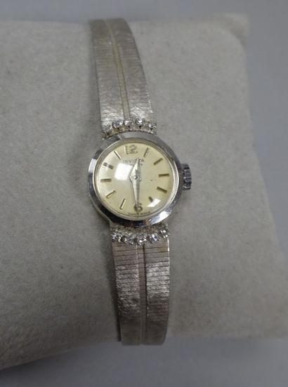INVICTA
Montre bracelet de dame en or gris...
