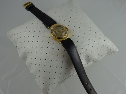 LIP
Montre bracelet de dame boitier rond...
