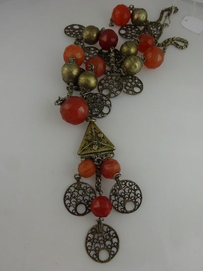 Collier en argent (bas titre, poinçon ET)...