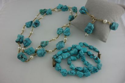 Demi-parure comprenant un bracelet et un...