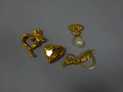 Christian LACROIX
Ensemble de quatre broches...