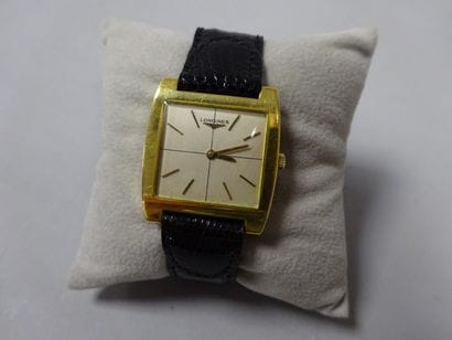 LONGINES


Montre bracelet d'homme. Boitier...