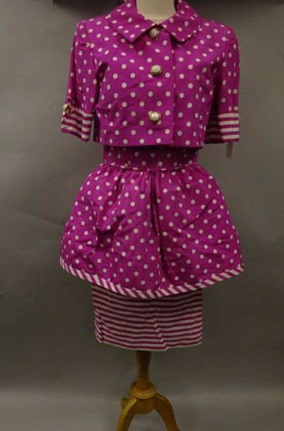 Nina RICCI
Robe bustier et veste à pois blancs...
