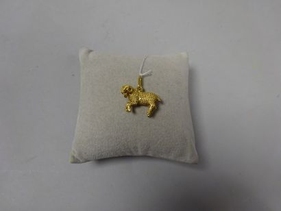 Pendentif bélier en or jaune (750) orné de...