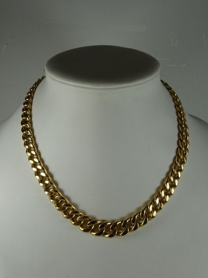 Collier à maille gourmette en chute en or...