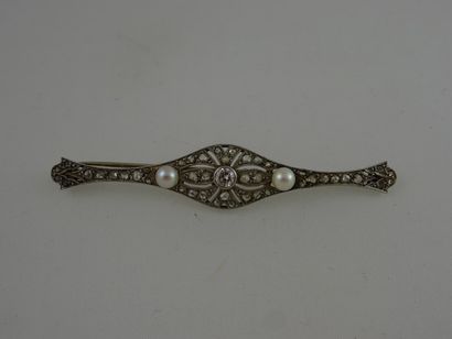Broche barrette en or gris (750) et platine...