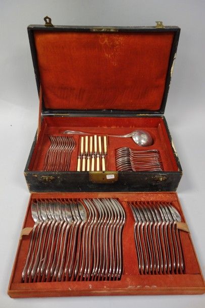 QUEILLE
Partie de ménagère en argent (925)...