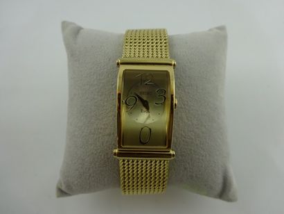 SEIKO
Montre bracelet de dame en métal doré....