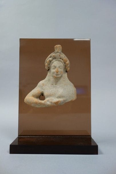 Béotie

Fragment de statuette en terre cuite.

IVe...