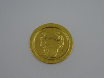 Médaille représentant un faune et une jeune...