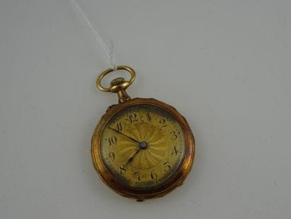 Montre de col en or jaune (750). 

Cache...