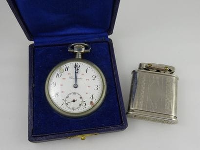 Lot comprenant :

- Une montre de gousset...