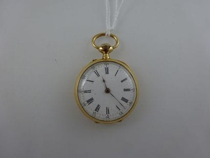 Montre de col en or jaune (750). 

Cache...