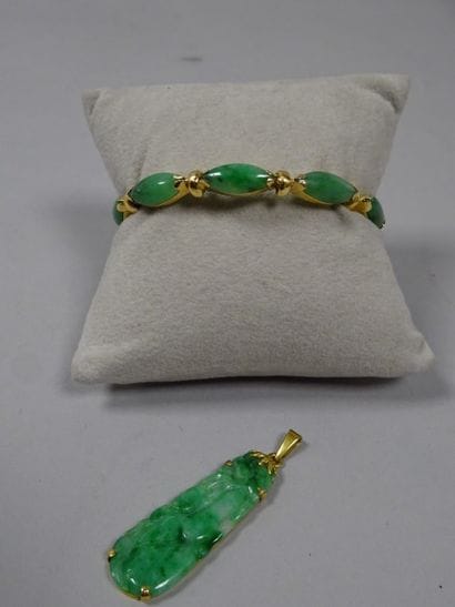 Bracelet jonc en or jaune (750) serti de...