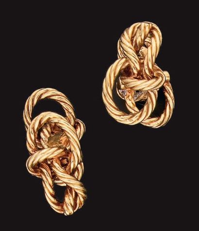 Paire de boutons de manchettes en or torsadé,...