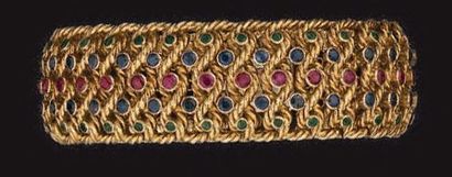 J. LACLOCHE
BRACELET articulé en or, à décor...