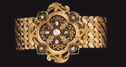 large BRACELET en or jaune, formé d'un ruban...