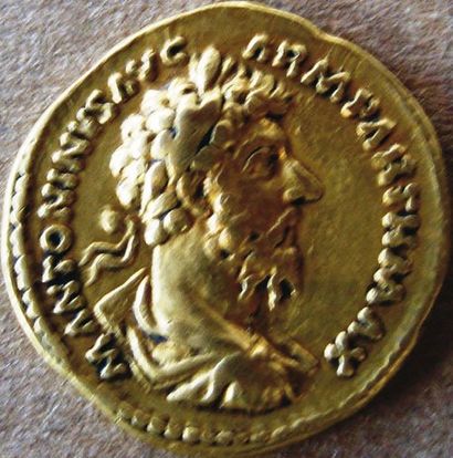 MONNAIES dont monnaies romaines
Auréus de...