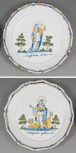 Nevers Deux assiettes formant pendant à décor...