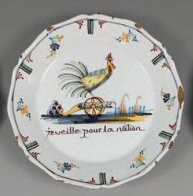 Nevers Assiette à bords contournés à décor...