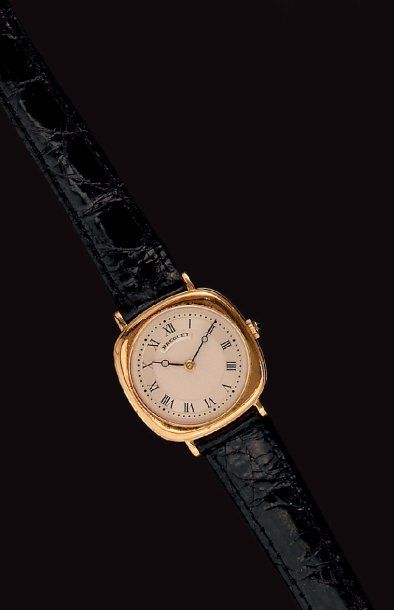 BREGUET
Montre bracelet de dame en or jaune...