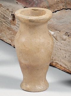 Vase à fard en albâtre Egypte. H: 10,5 cm....