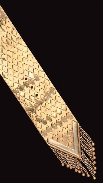 Bracelet ceinture en or jaune formé d'un...